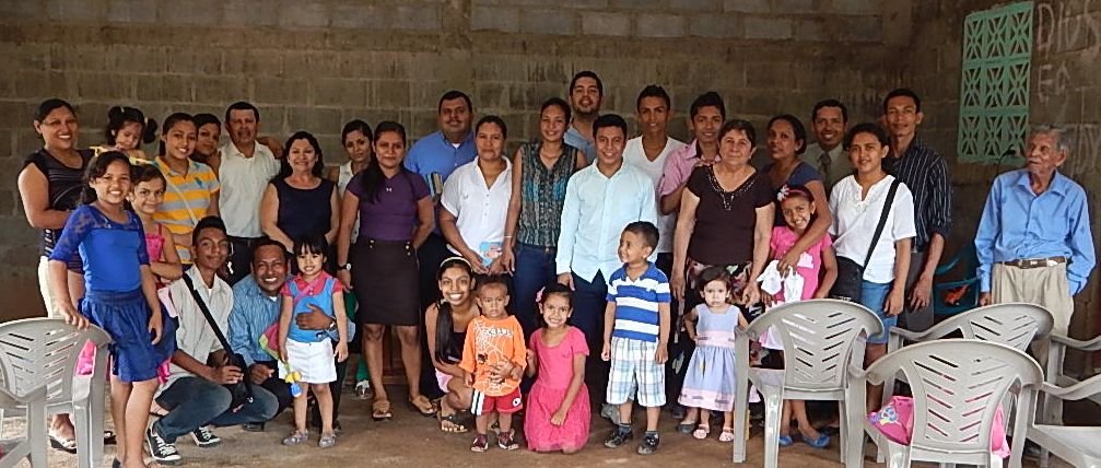Christian community gathering in Nicaragua